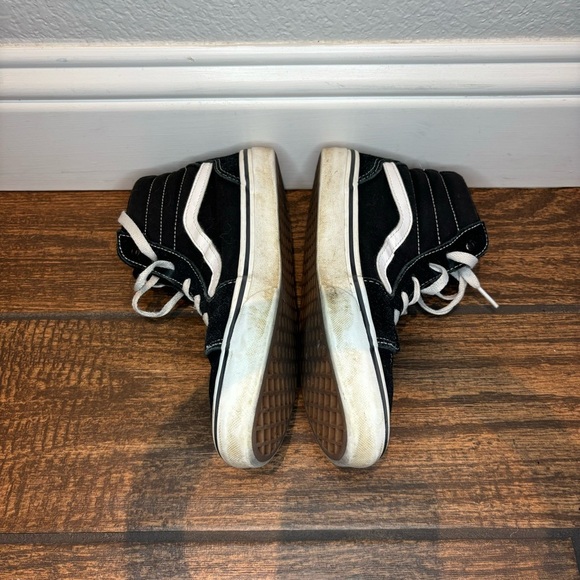 Excellent Condition High Top Vans - Picture 2 of 4